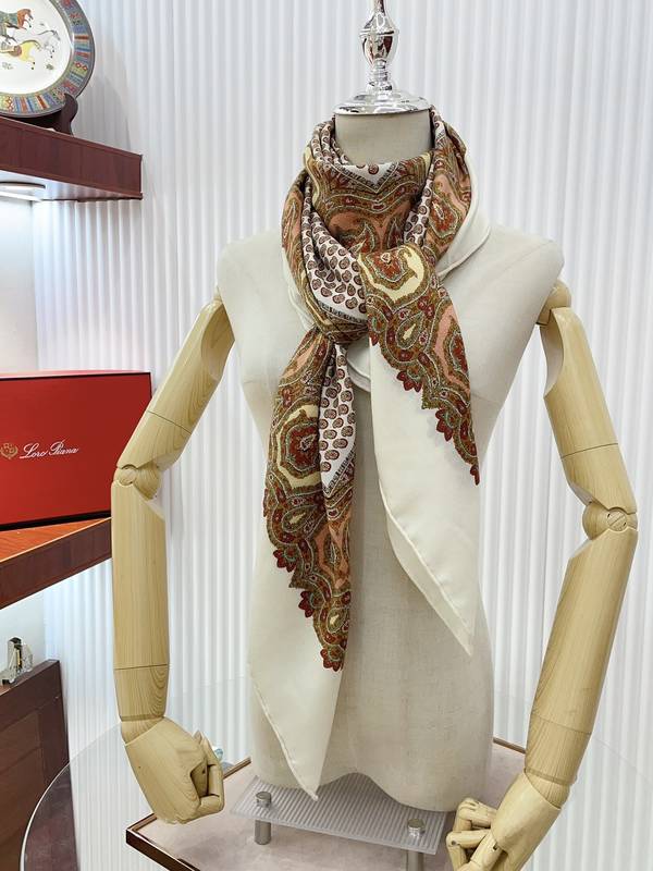 Loro Piana Scarf LPC00060 Loro Piana Scarf LPC00060